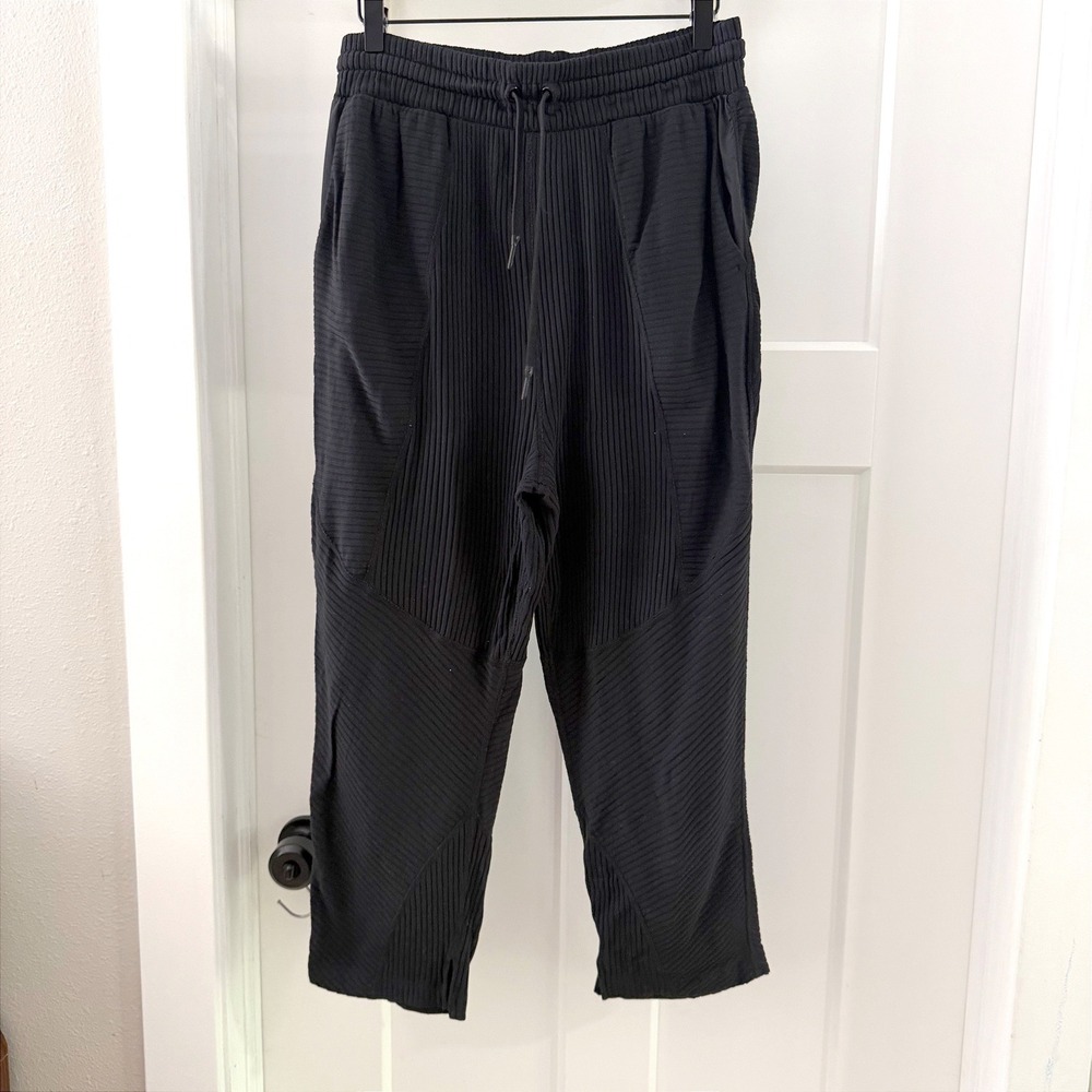 FP Movement Free People Black Ribbed Paneled Joggers Cropped Athletic Pants M - Picture 2 of 4